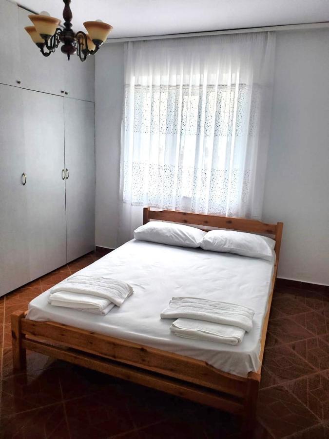 Lake Ohrid Guesthouse "Villa Valentina" Pogradec Exterior foto
